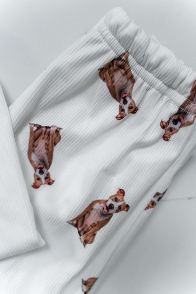Pijama "Pitbull Café con blanco"
